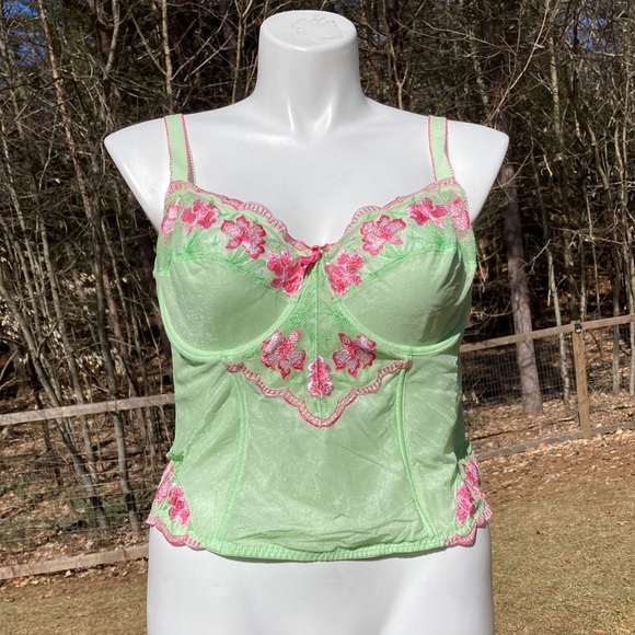 Cacique | Intimates u0026 Sleepwear | Cacique Lime Green Corset Top With Floral  Embroidery Light Boning Size 2224 | Poshmark